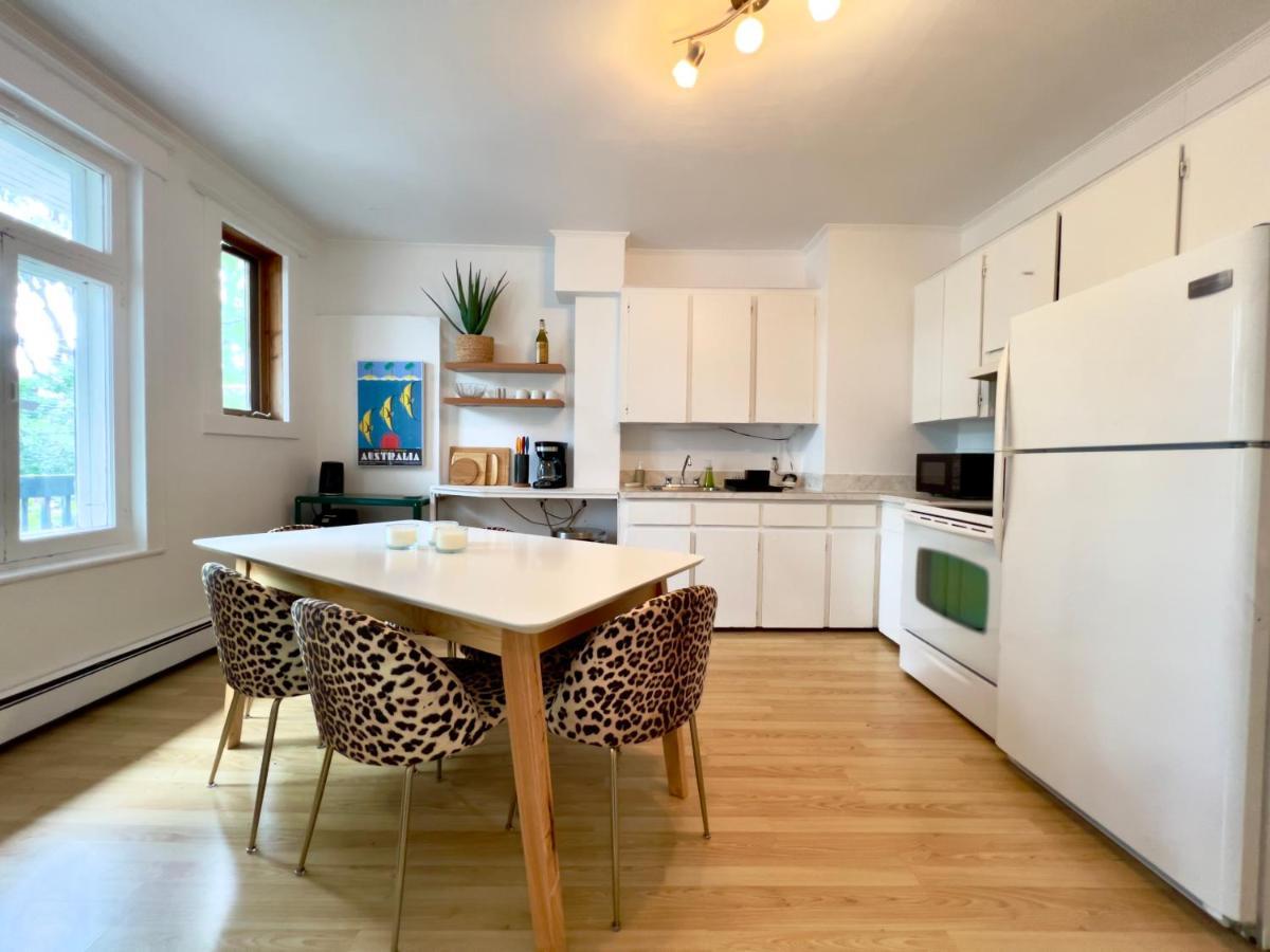 Pmteel Apartment *